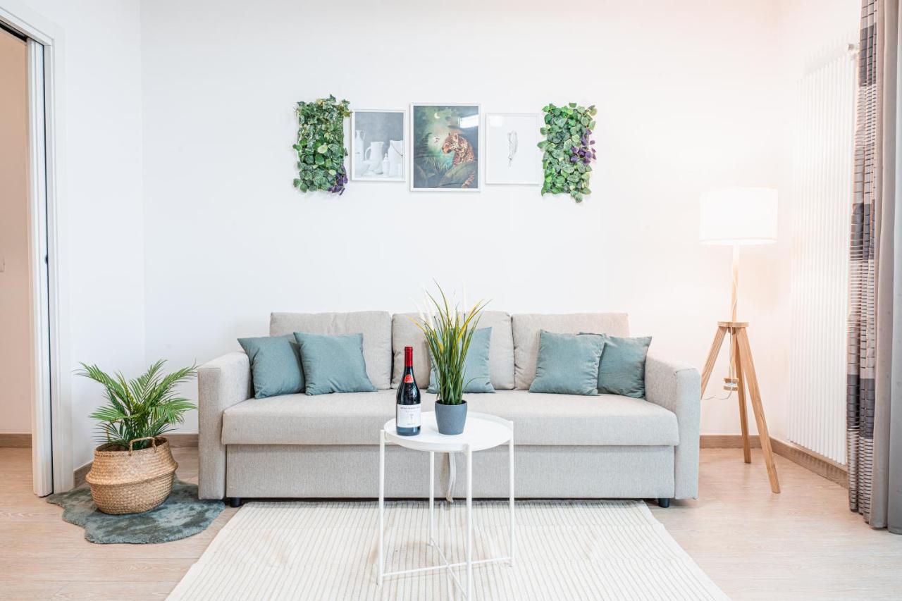Apulialux - Elegant Apartment Con Netflix Bari Exterior foto